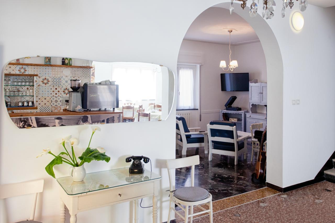 B&B Hotel Costa Azzurra Spotorno Kültér fotó